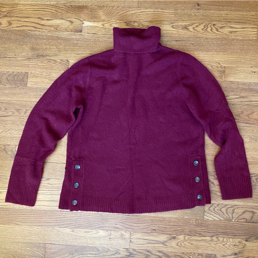 J Crew Maroon Softspun Turtleneck Size M